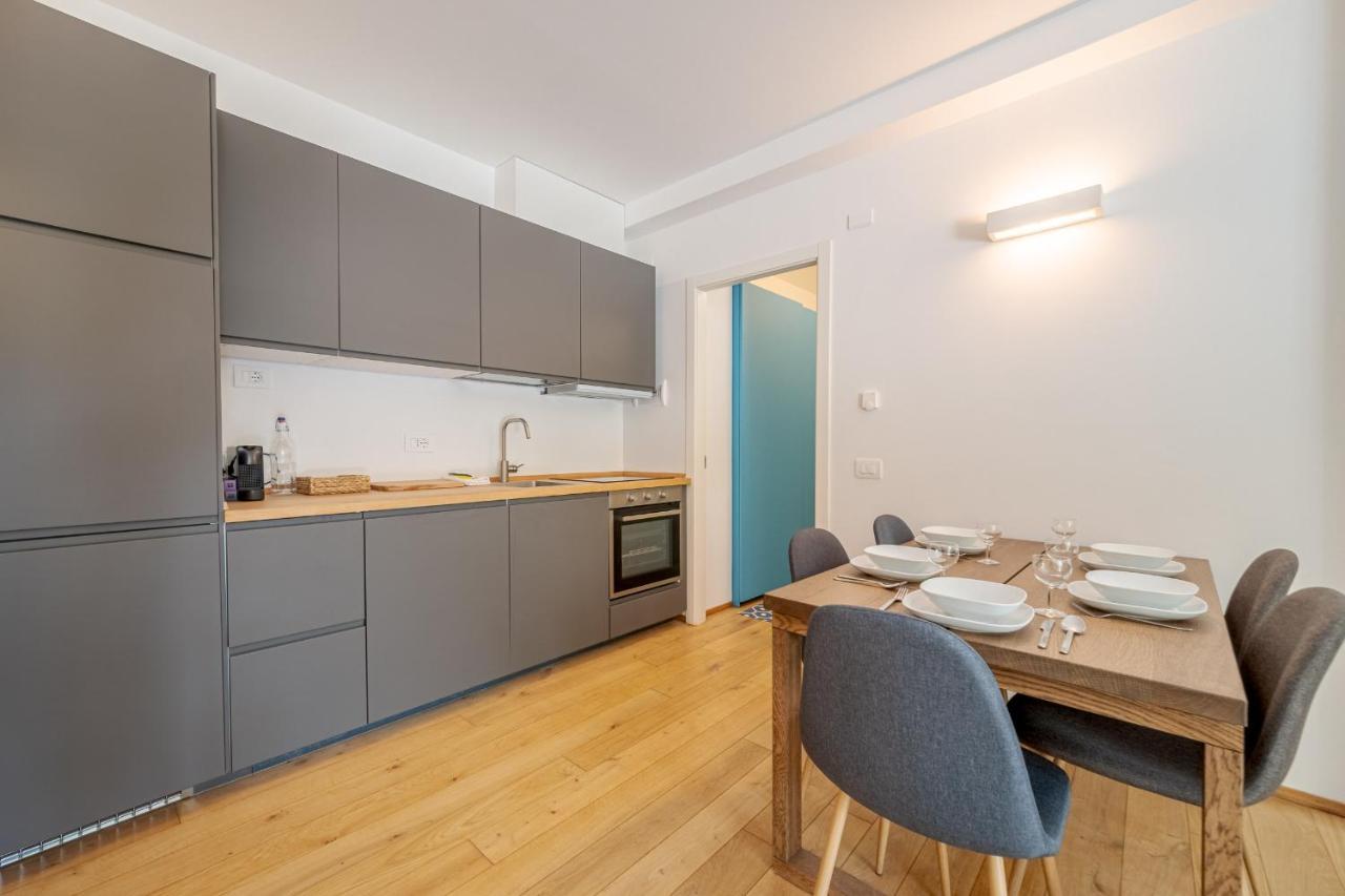 Dei Mille Roomy Flat Apartment *