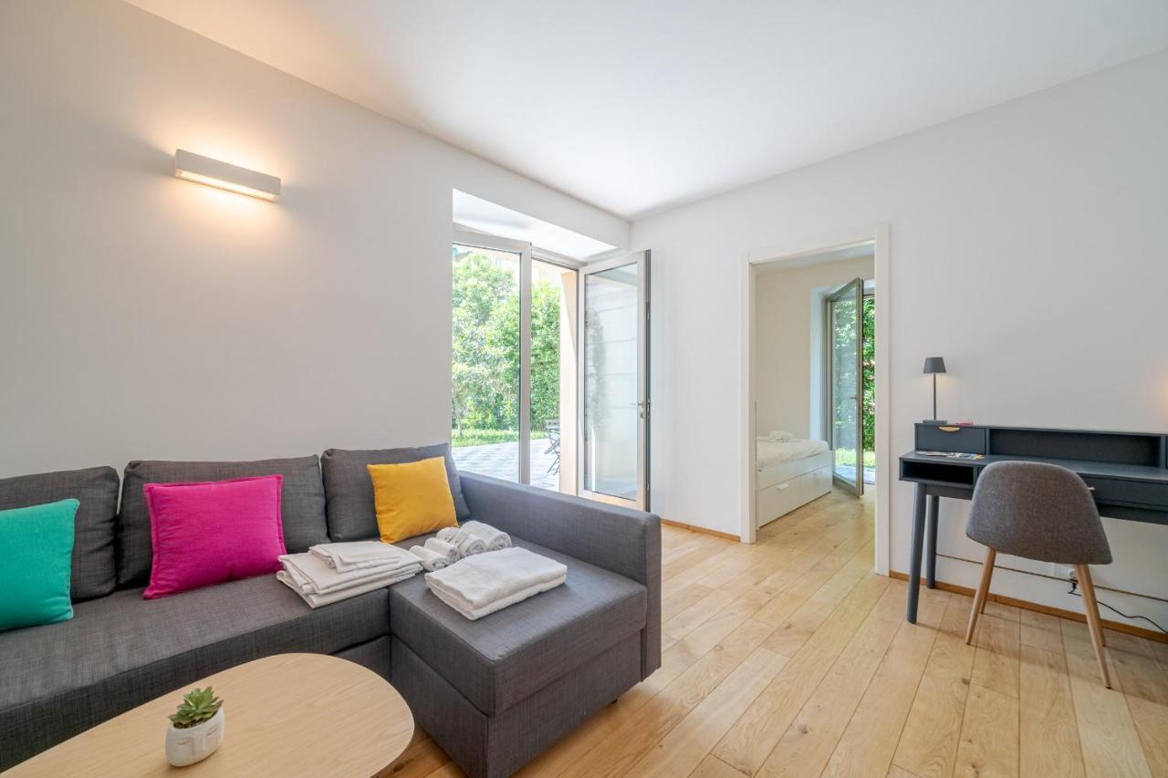 Dei Mille Roomy Flat *