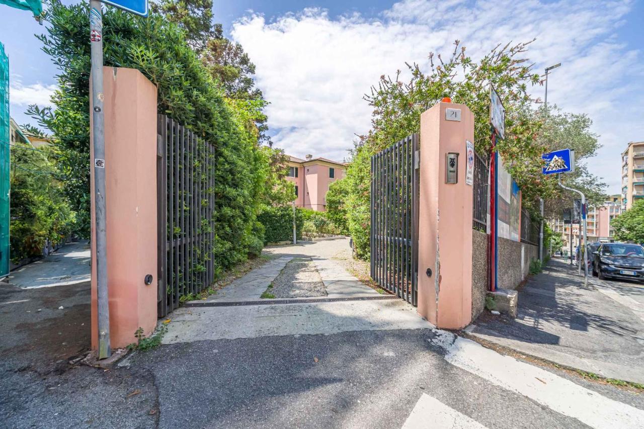 Dei Mille Roomy Flat Apartment Genoa